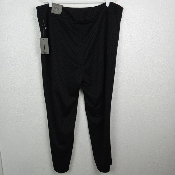 Chapter One Sportswear Pants Black Ankle Slim Leg Pull On Dots Women's 3X - Picture 1 of 10